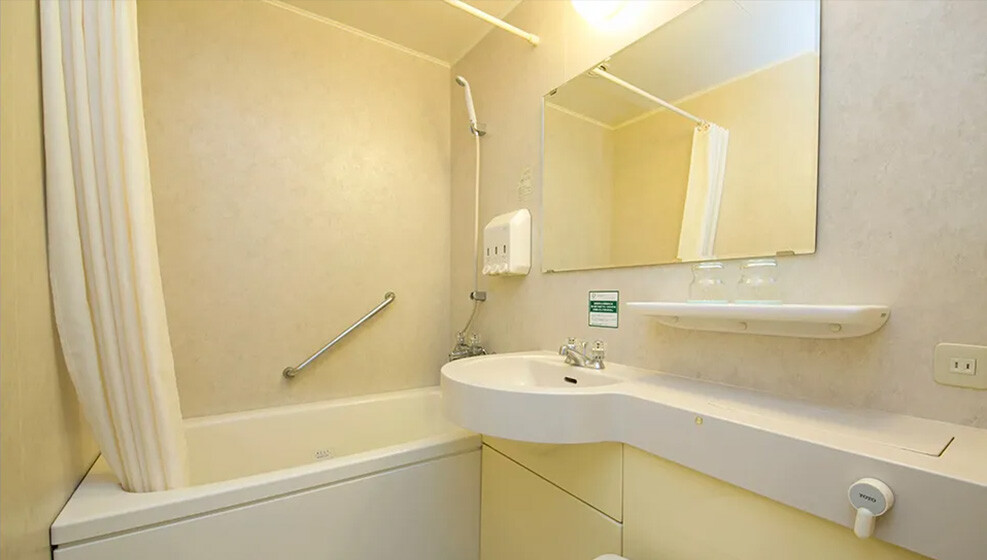 写真：シャワー・トイレ